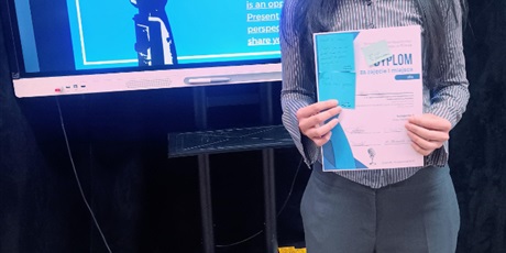 Powiększ grafikę: alicja-tabaro-wygrala-etap-wojewodzki-public-speaking-contest-iatefl-626695.jpg