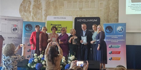 Powiększ grafikę: jubileuszowa-konferencja-stowarzyszenia-szkol-ib-w-polsce-641096.jpg