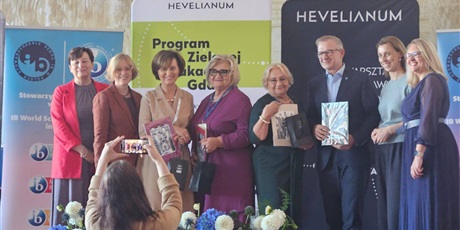 Powiększ grafikę: jubileuszowa-konferencja-stowarzyszenia-szkol-ib-w-polsce-641100.jpg