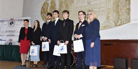 Powiększ grafikę: ostatni-dzwonek-2026-r-690896.jpg