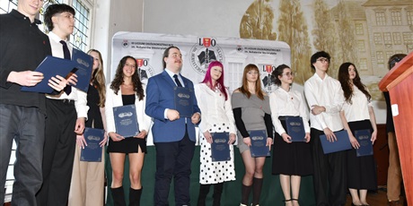 Powiększ grafikę: ostatni-dzwonek-2026-r-690902.jpg