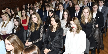 Powiększ grafikę: ostatni-dzwonek-2026-r-690932.jpg