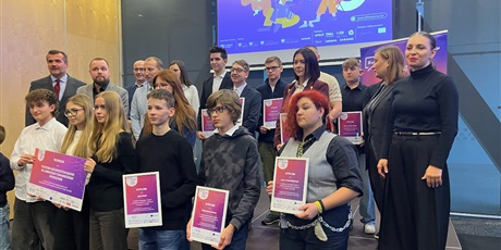 Powiększ grafikę: zdjęcie grupowe