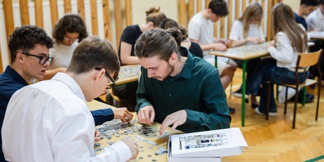 Powiększ grafikę: puzzloniada-emocje-na-500-kawalkow-626648.jpg