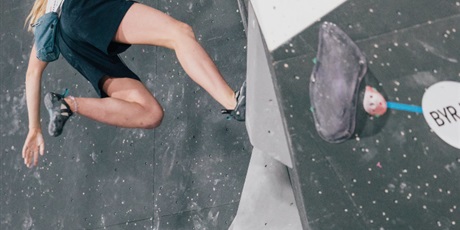 Powiększ grafikę: sukces-mai-juscinskiej-we-wspinaczce-sportowej-672567.jpg