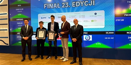 Powiększ grafikę: sukces-topolowkowych-druzyn-w-finale-sigg-613891.jpg