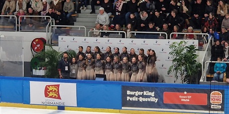 Powiększ grafikę: sukcesy-zofii-stelter-na-miedzynarodowych-zawodach-w-lyzwiarstwie-synchronicznym-661203.jpg