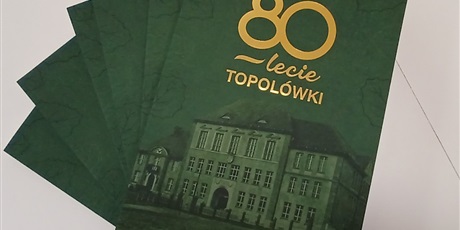 Powiększ grafikę: Publikacja z okazji 80-lecia